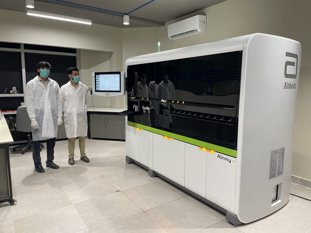 máy real time pcr trong cơ sở xét nghiệm