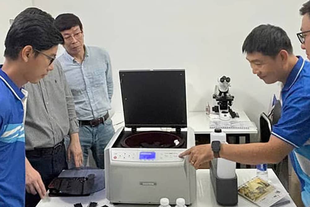 nhuộm gram vi khuẩn tự động