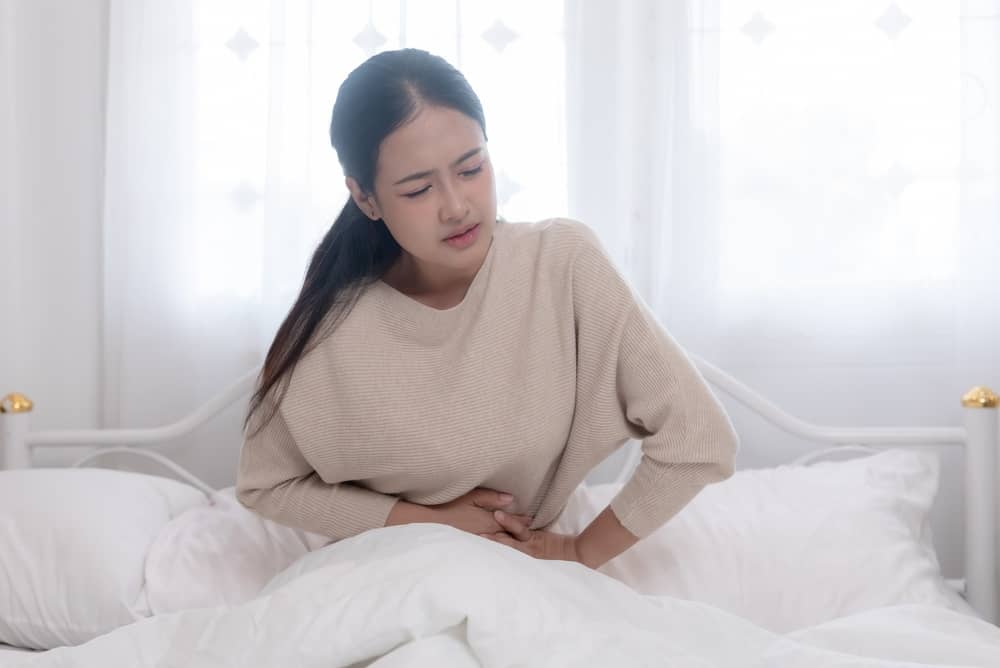 Dấu hiệu ung thư cổ tử cung giai đoạn muộn gây đau vùng chậu kéo dài